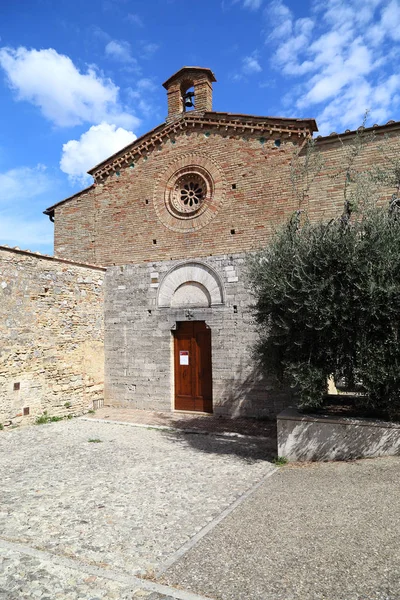 Igreja de São Jacopo (XIII), San Gimigliano, Itália — Fotografia de Stock