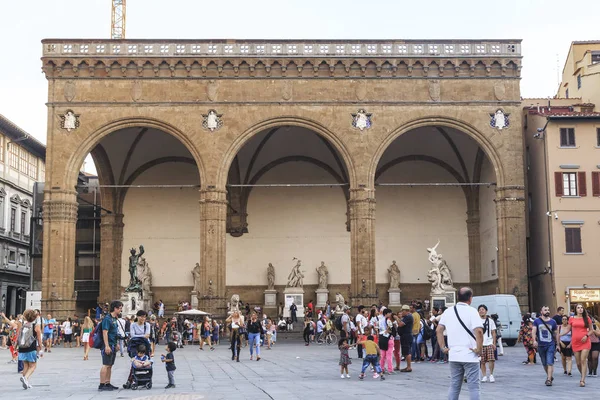 Loggia Lanzi en la Plaza Signoria, Florencia — Foto de Stock