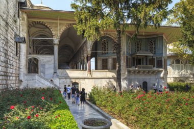 Erivan Köşkü, Topkapı Sarayı'nın dördüncü avlusu, Ista