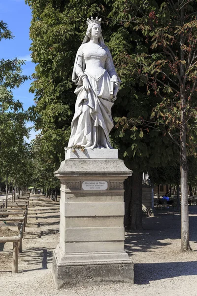 Estátua em Luxemburgo Jardim — Fotografia de Stock