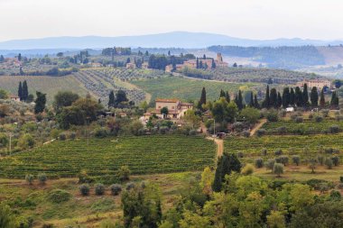 Bu, Val Elsa 'daki (İtalya) güzel Toskana manzaralarından biridir.).