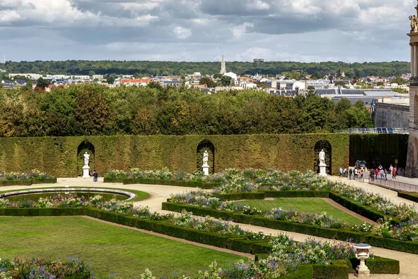 Versailles Francia Septiembre 2019 Testa Una Vista Ciudad Través Del —  Fotos de Stock