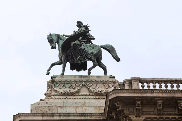 Vienna Áustria Maio 2019 Esta Uma Escultura Deusa Harmony Cavalo — Fotografia de Stock