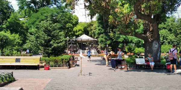 Odessa Ukraine June 2019 敖德萨市花园是市中心最古老的城市公园 — 图库照片