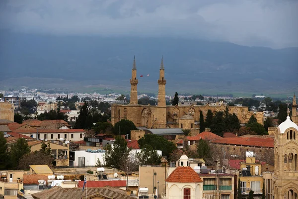 ニコシアのセリミエ モスク キプロス島 都市の景観 ストック写真