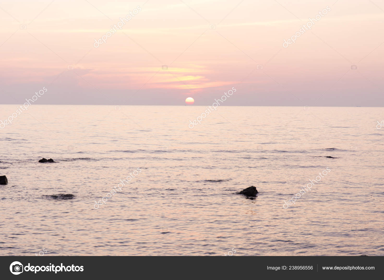 Get De Zonsondergang Van De Zee Roze Landschap Stockfoto C Rtyt01 For iPhone Get Wallpaper De Zonsondergang Van De Zee Roze Landschap Stockfoto C Rtyt01 For Android Free