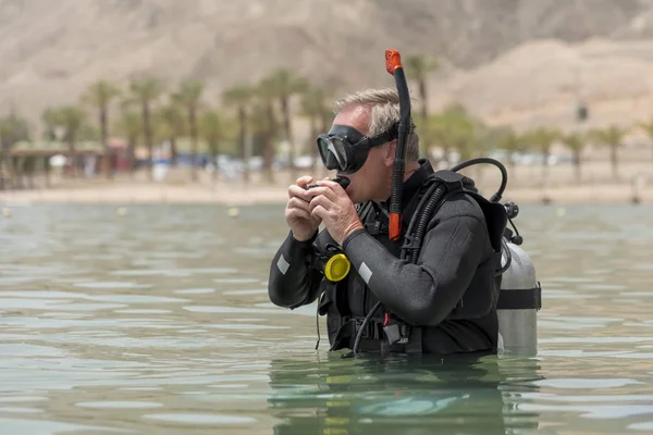 Pensioner Underwater Diver Breathing Apparatus Deep Driving Sea Recreational Breath — ストック写真