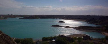 Kapchagai rezervuarının manzarası.