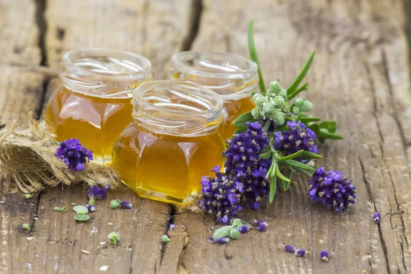 Bitkisel bal taze otlar ile