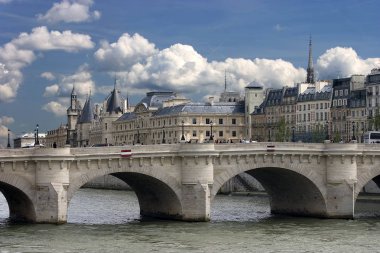 Paris anıtları - Adalet Sarayı, Mayıs 2008