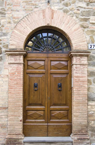 Stare Włoskie Drzwi Selektywny Fokus — Zdjęcie stockowe