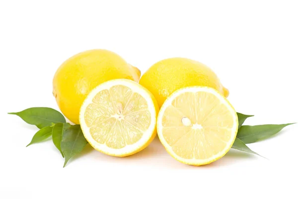 Limoni Freschi Sfondo Isolato — Foto Stock