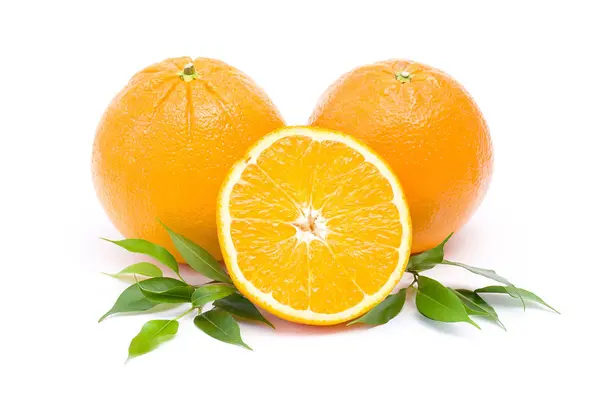 Frische Orangen Auf Weißem Hintergrund — Stockfoto