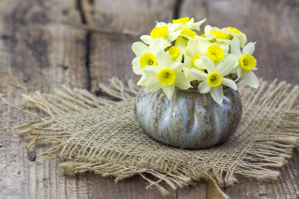 Ramo de flores narcisas — Foto de Stock