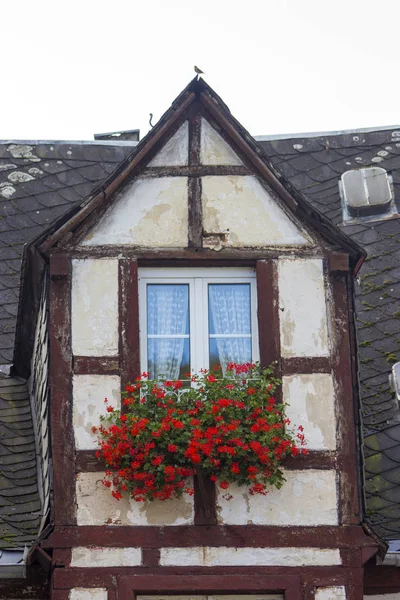 Detalj från färgglada korsvirkeshus i Treis-Karden — Stockfoto