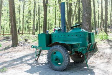 2. Dünya Savaşı 'nın askeri mutfağı sıcak yemek pişirmek için parka yerleştirildi..