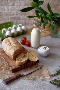 ekmek, süt, yumurta ile ülke kahvaltı