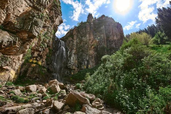 şelale butakovsky, doğa, dağlar, gökyüzü ve bulut ile almaty yakın