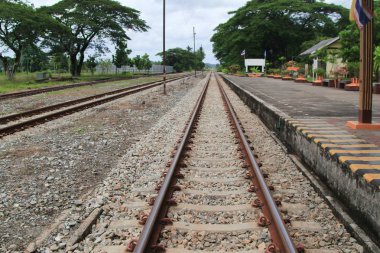Demiryolundan çakıl tren ulaşım için: seçin odak alan sığ derinliği ile :