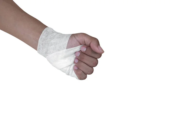 ガーゼ包帯手首左白い背景とクリッピング パスの分離と手で患者を治療 — ストック写真