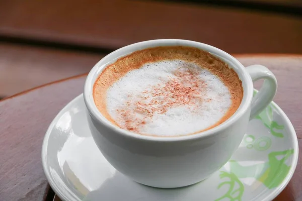 Cerrar Capuchino Café Fondo Del Piso Madera — Foto de Stock