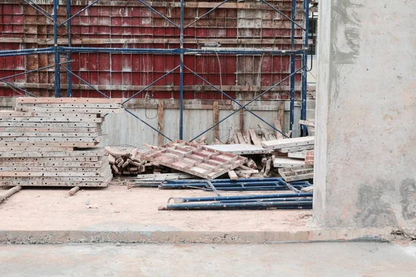 site işyeri bina inşaat kiraz kuşu