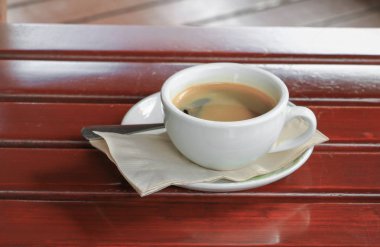 Kahve Kupası ahşap zemin zemin üzerine