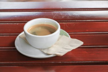 Kahve Kupası ahşap zemin zemin üzerine