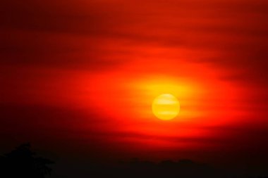 günbatımı güzel renkli manzara mavi gökyüzü akşam doğada twilight saat