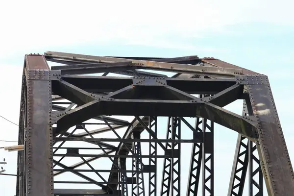 Eisenbahnbrücke Mit Kopierraum Text Hinzufügen — Stockfoto
