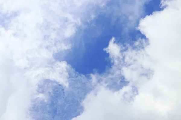 Mavi Gökyüzü Bulut Güzel Doğa Arka Planda Canlı — Stok fotoğraf