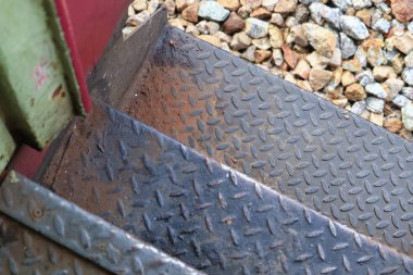 eski yukarı ve aşağı tren yolu çelik merdiven