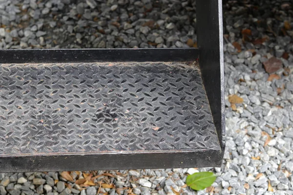 eski yukarı ve aşağı tren yolu çelik merdiven