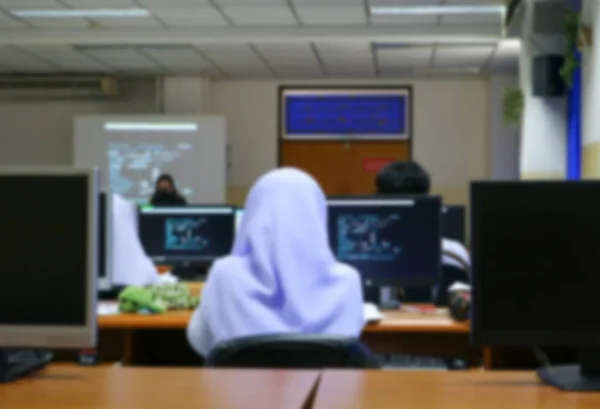 Enfoque Borroso Estudiante Con Profesor Aprendizaje Negocios Tecnología Escritorio Computadora — Foto de Stock