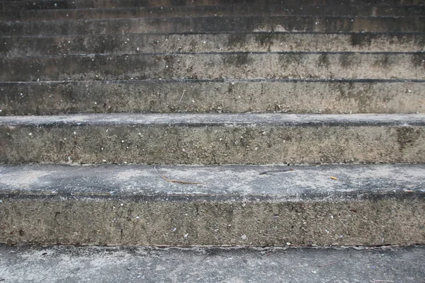 Σκάλα Τσιμέντου Παλιά Στο Δημόσιο Πάρκο Επιλέξτε Εστίαση Ρηχό Βάθος — Φωτογραφία Αρχείου
