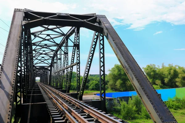 Railway Bridge River Select Focus Shallow Depth Field — Stock Photo, Image