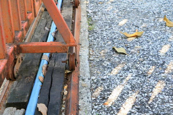 Roue Acier Des Portes Anciennes Avec Gros Plan Rouillé — Photo