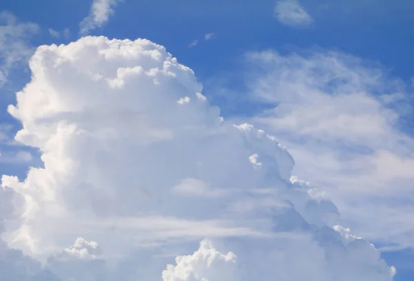 Langit Biru Dengan Awan Hujan Seni Alam Yang Indah Dan — Stok Foto