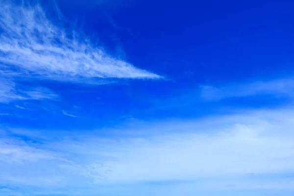 Ostré Cloud Létě Umění Přírody Krásná Modrá Obloha Kopírovat Prostor — Stock fotografie