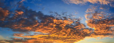 Panorama günbatımı gökyüzü alacakaranlıkta güzel zaman güzel arka plan