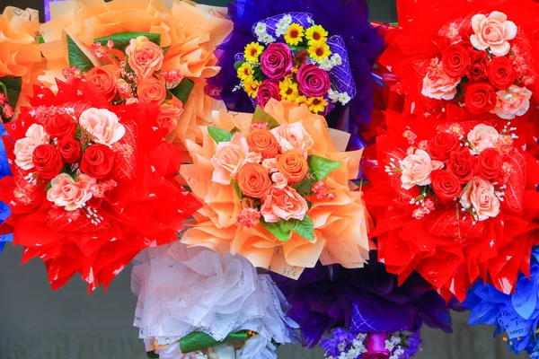 Flor Rosa Colorido Plástico Multicolor Artificial Para Fondo Hermoso — Foto de Stock