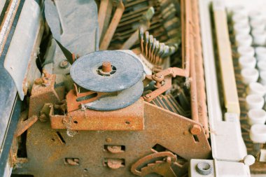 paslı vintage daktilo. teknoloji antika