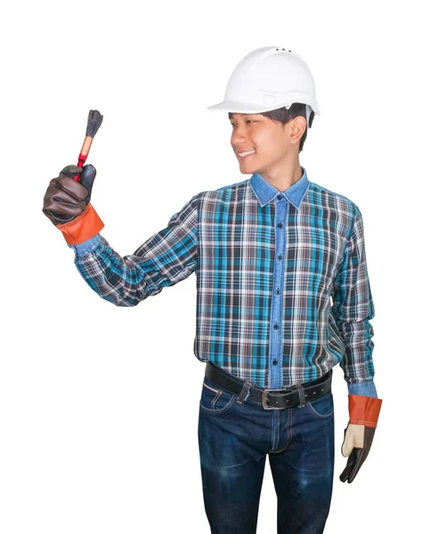 Mão de engenheiro segurando pincel de pintura fundo branco — Fotografia de Stock