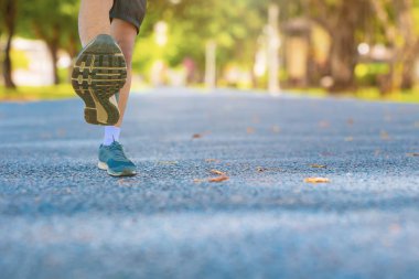 sağlık için koşu egzersizuplift bacak ve ayak koşmak kilo 