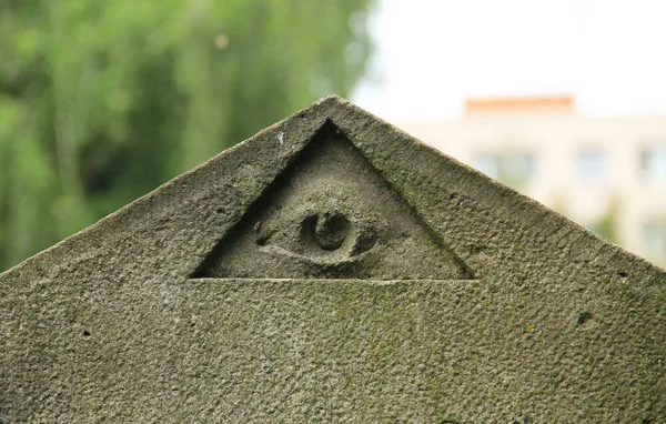 Chiudi Foto Occhio Sulla Vecchia Lapide Del Cimitero Ebraico Frydek — Foto Stock