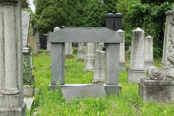 Старые Надгробия Еврейском Кладбище Фридек Мистек Чехия — стоковое фото