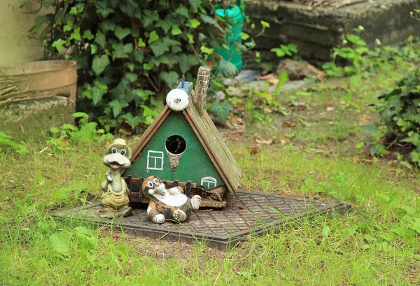 Little Garden Statues Frog Mole Front Tiny House Garden — Stock Photo, Image