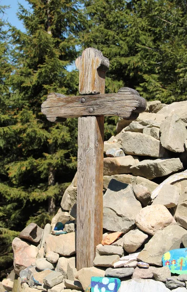 Cruz Madeira Velha Monumento Olheiro Ivancena Montanhas Beskydy República Checa — Fotografia de Stock