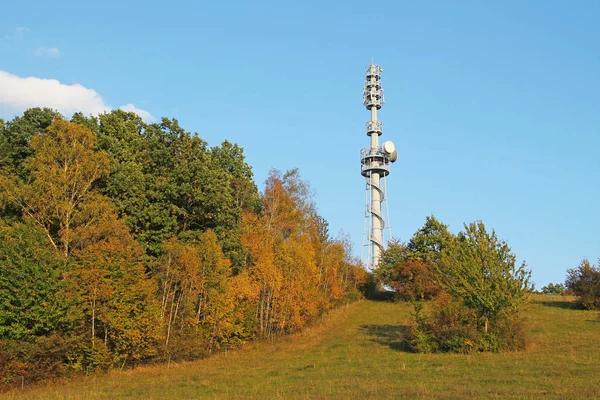 Torre Vigia Colina Com Madeira Colorida Outono Staric República Checa — Fotografia de Stock