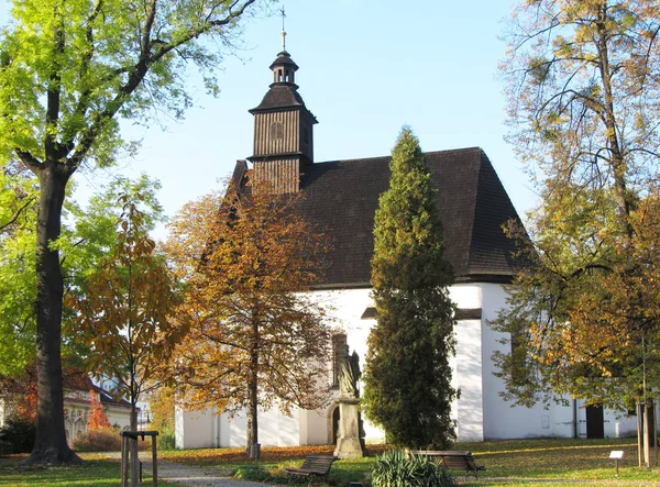 Церква Святої Йоста Парку Восени Frydek Mistek Чеська Республіка — стокове фото